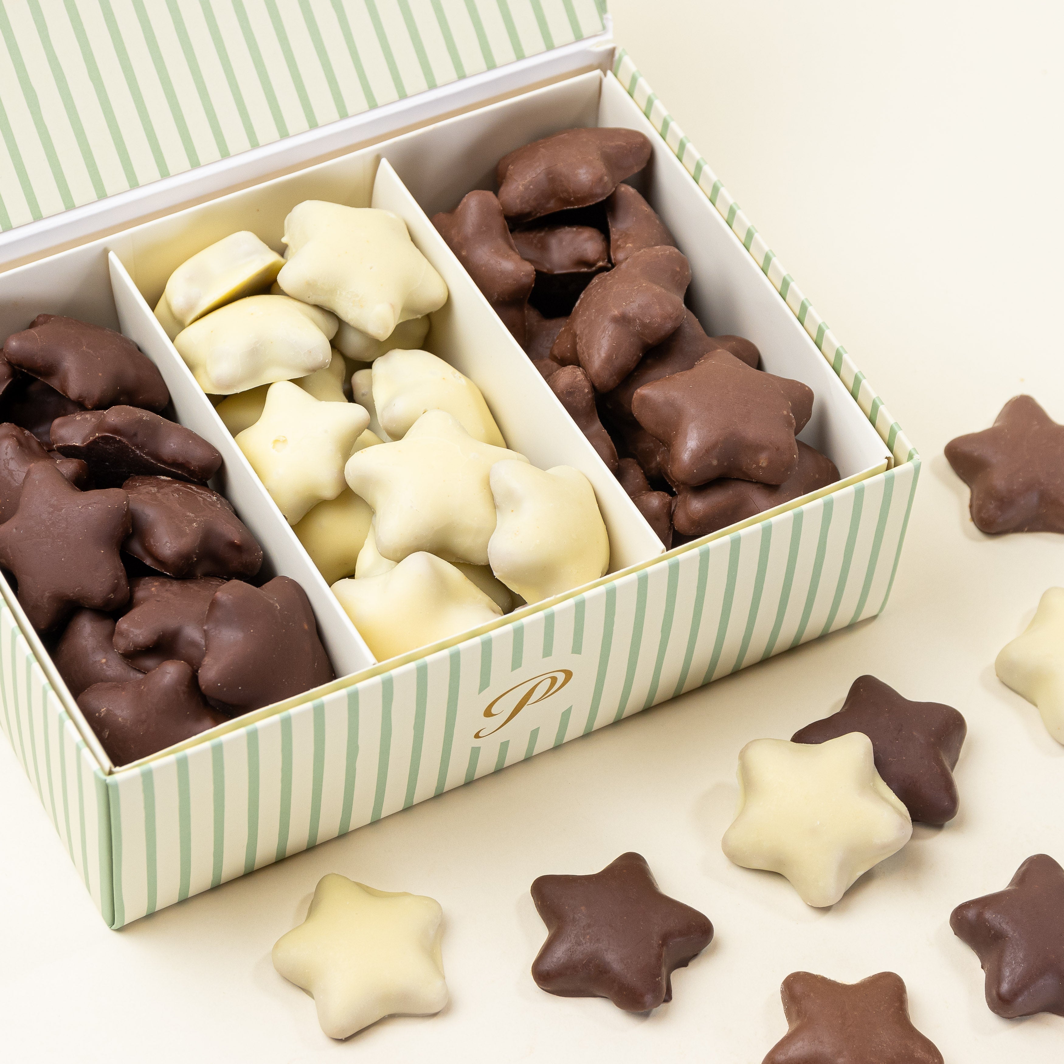 Biscoitos Estrelinhas Mistas - Ao Leite, Meio Amargo e Branco