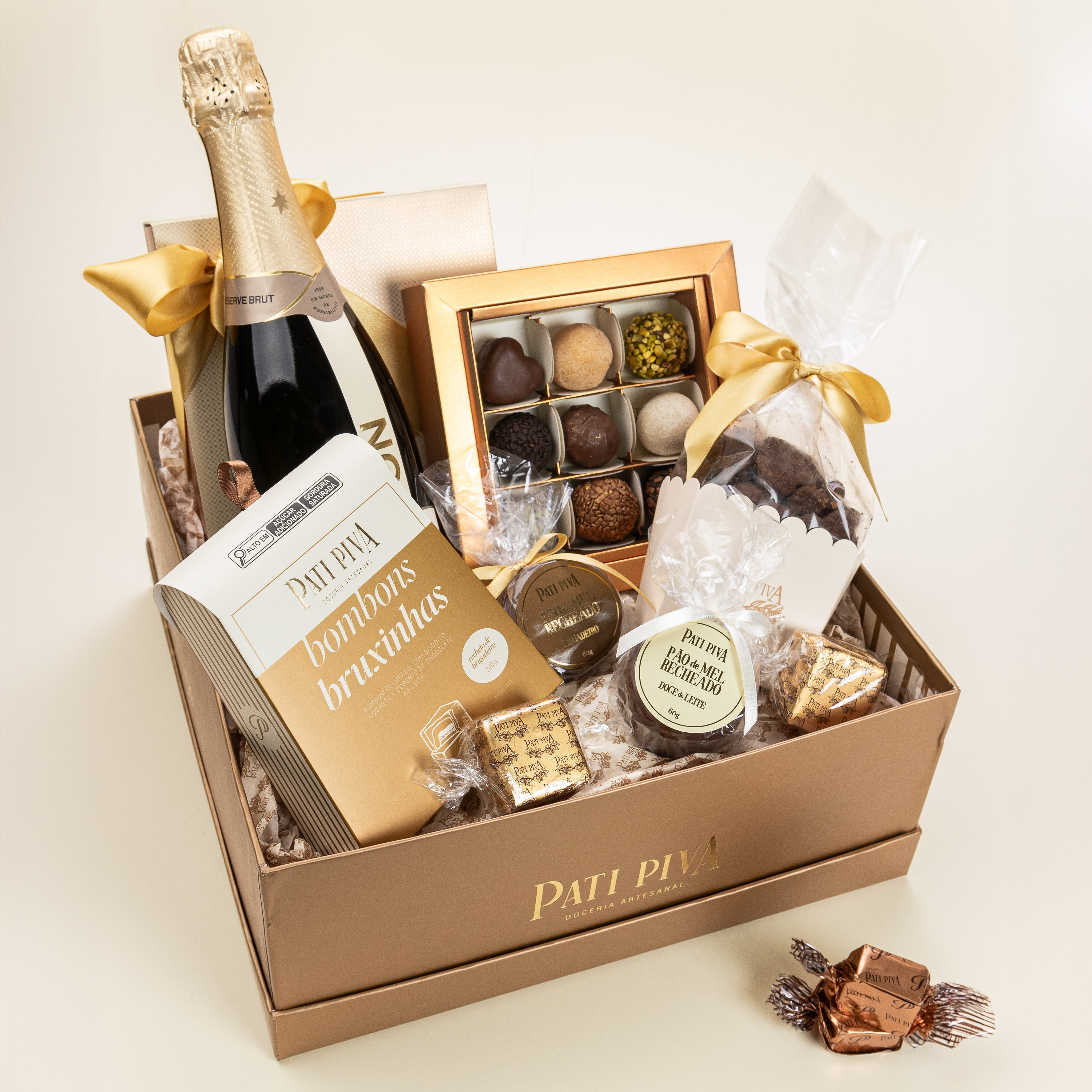 Cesta Docinhos e Bruxinhas com Chandon Tamanho G